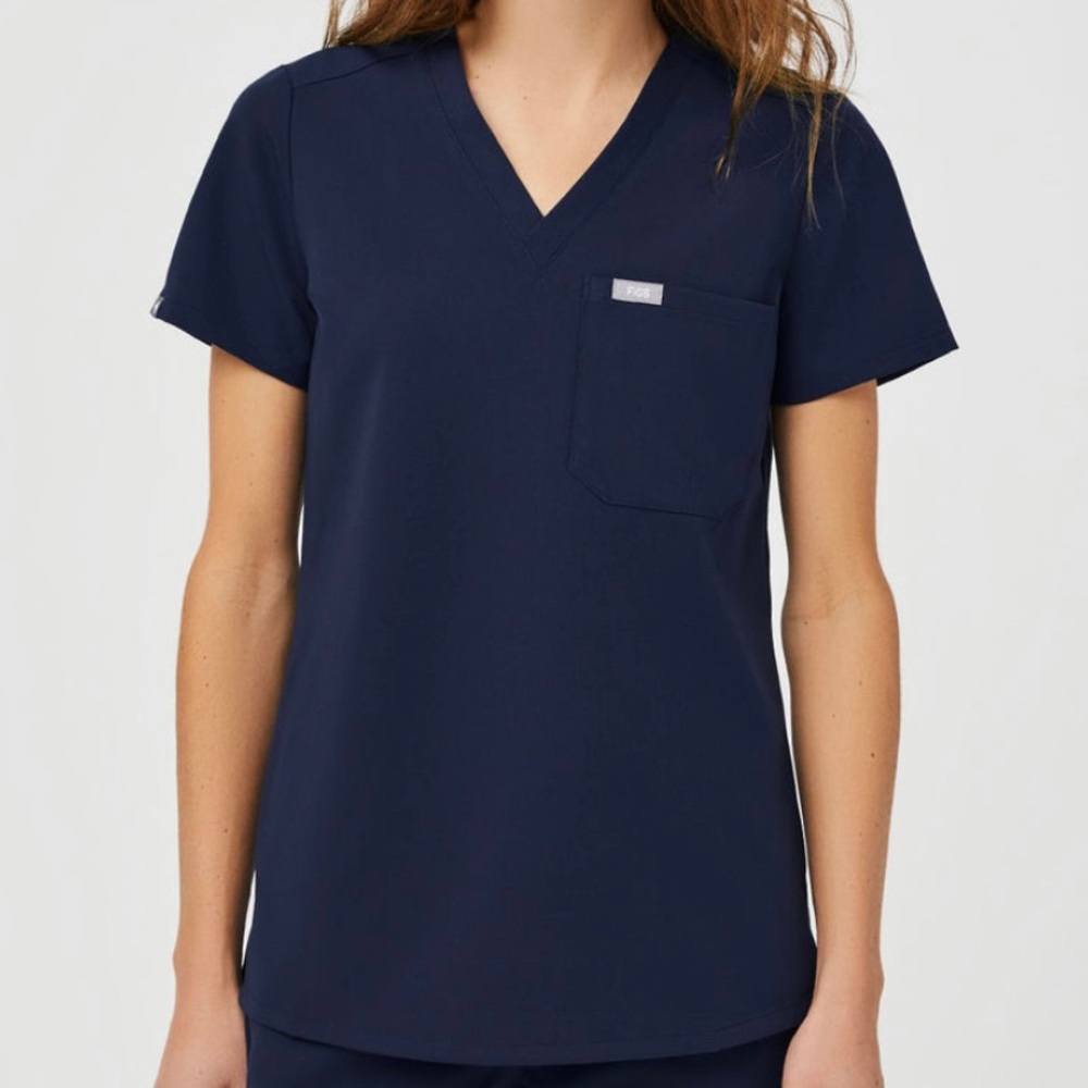 Figs Navy Catarina Top